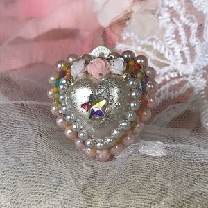 Sprinkle heart ring